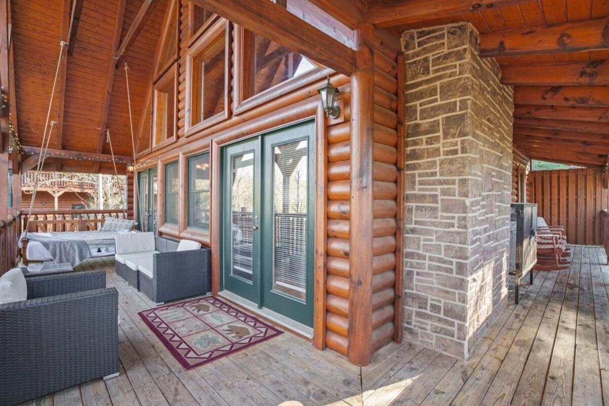 גטלינבורג Stunning Mountain Cabin W Hot Tub מראה חיצוני תמונה