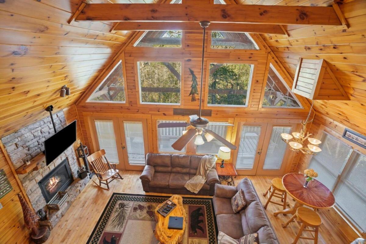 גטלינבורג Stunning Mountain Cabin W Hot Tub מראה חיצוני תמונה