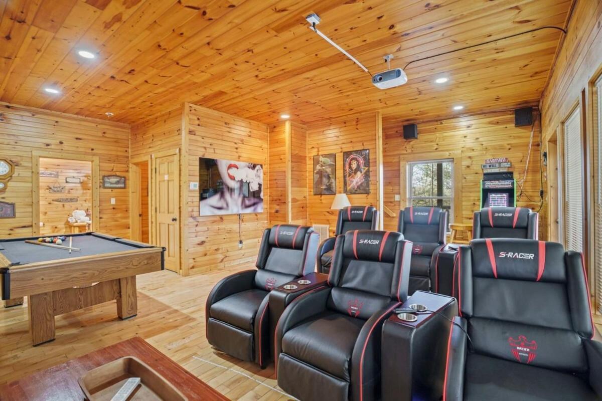 גטלינבורג Stunning Mountain Cabin W Hot Tub מראה חיצוני תמונה